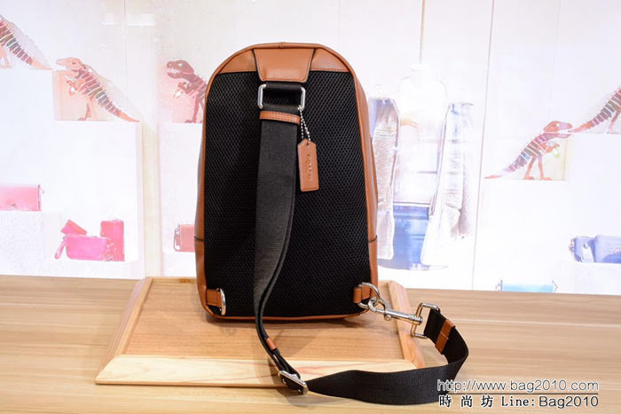 COACH蔻馳 72226 全皮胸包 頭層牛皮單肩包 男女同款 時尚經典  Chz1266